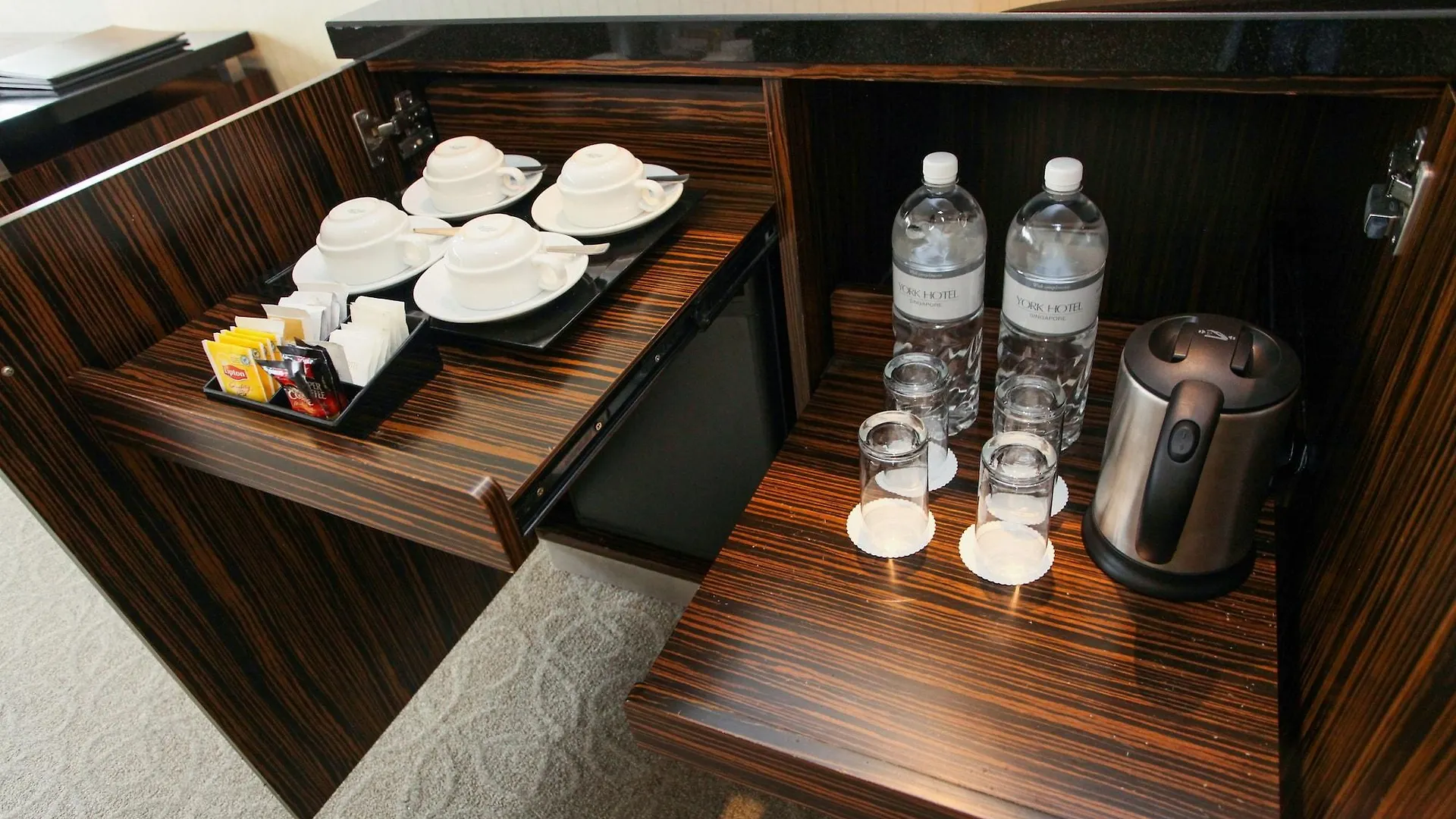 York Hotel Singapore