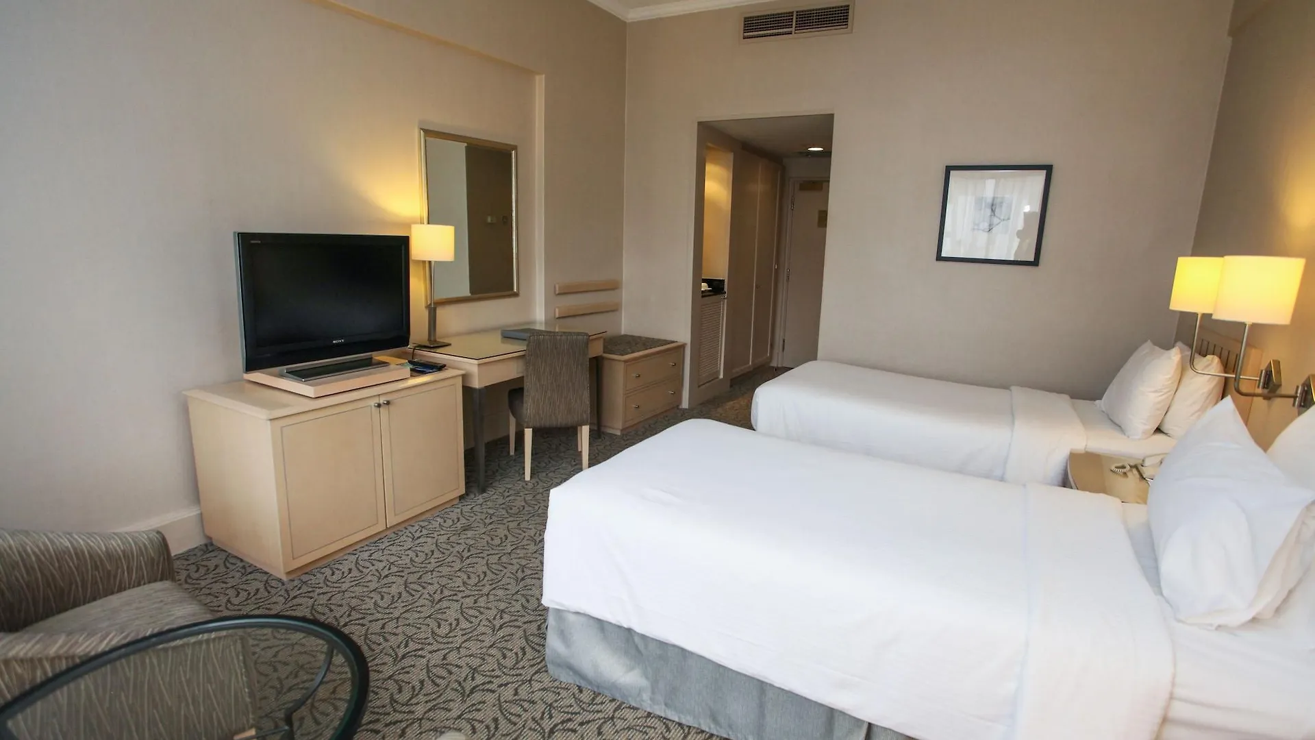 York Hotel Singapore 4*,  Singapore