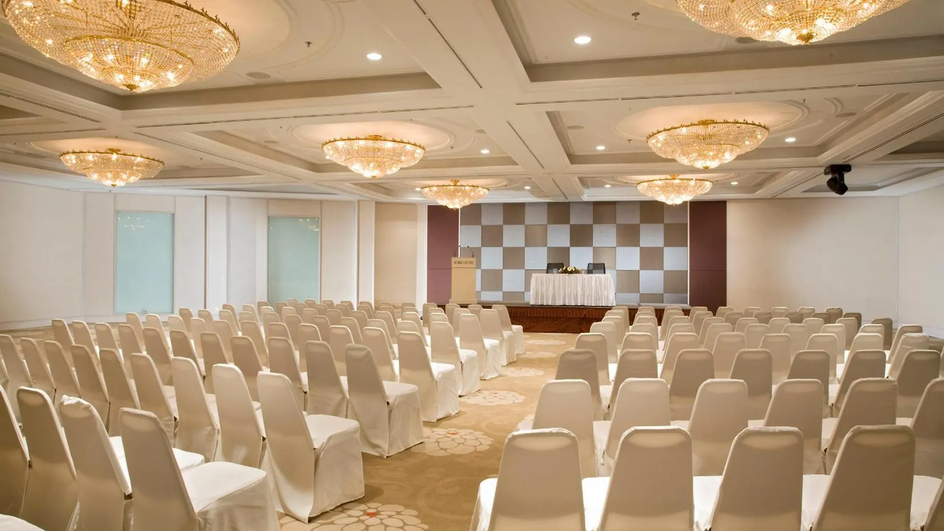 York Hotel Singapore