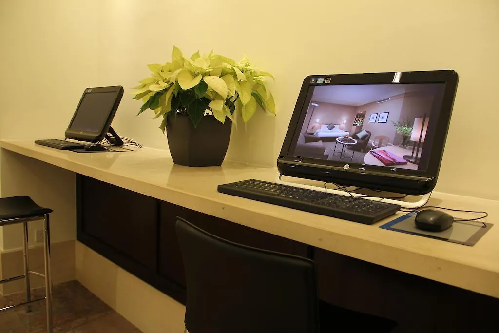 York Hotel Singapore 4*,  Singapore